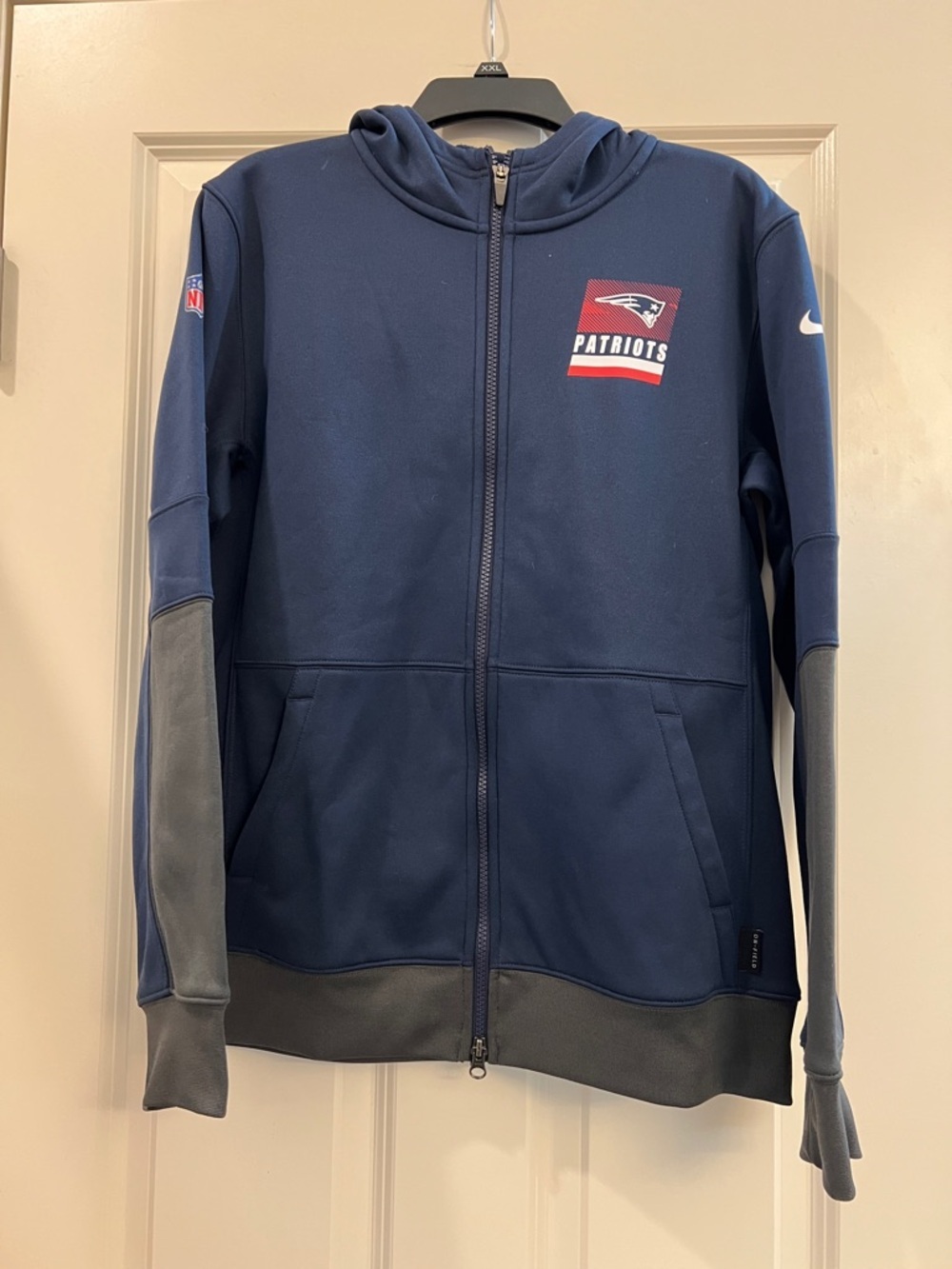 Nike NFL New England Patriots Full-Zip Hoodie